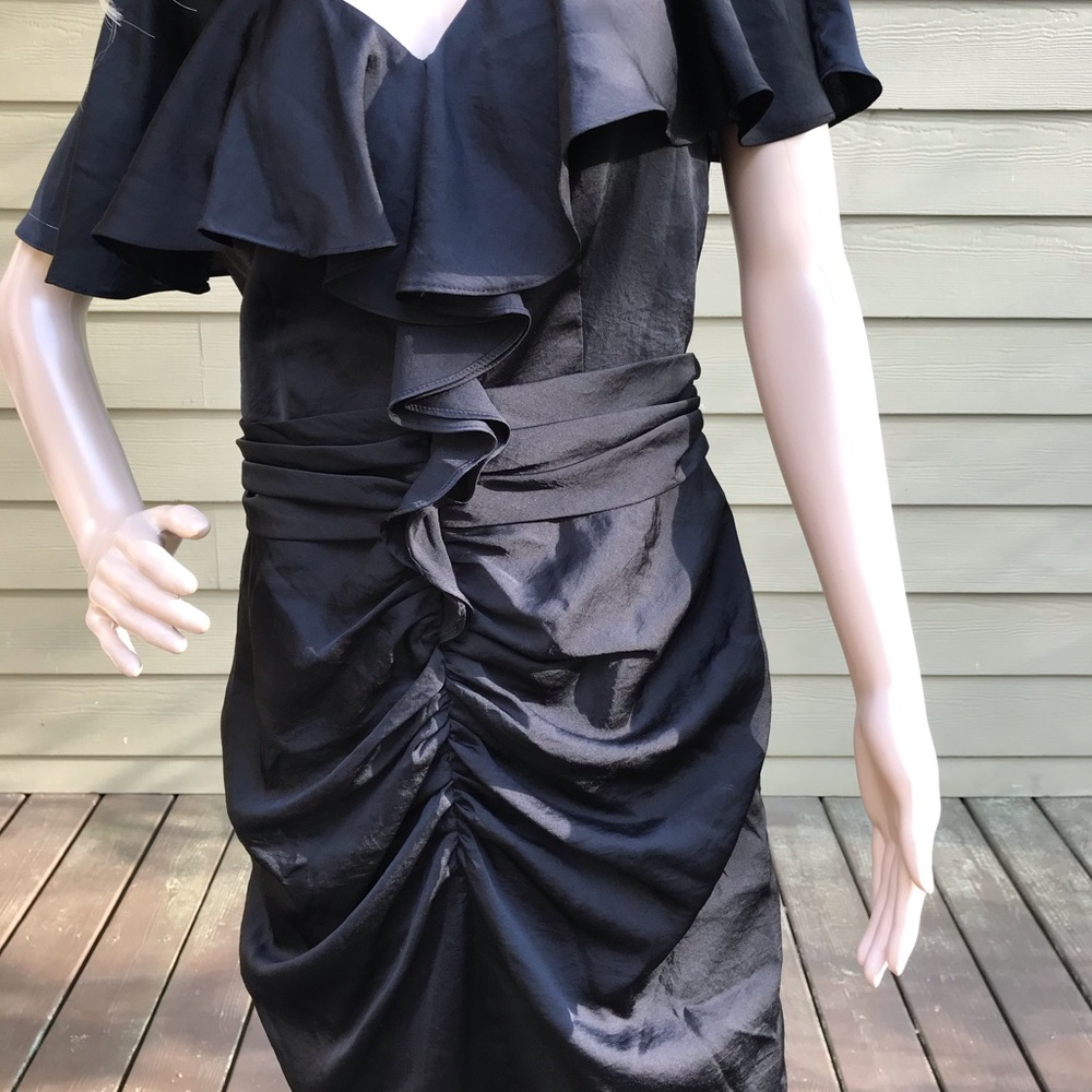 STYLISH & STUNNING MISS SIXTY DRESS / MINT COND.